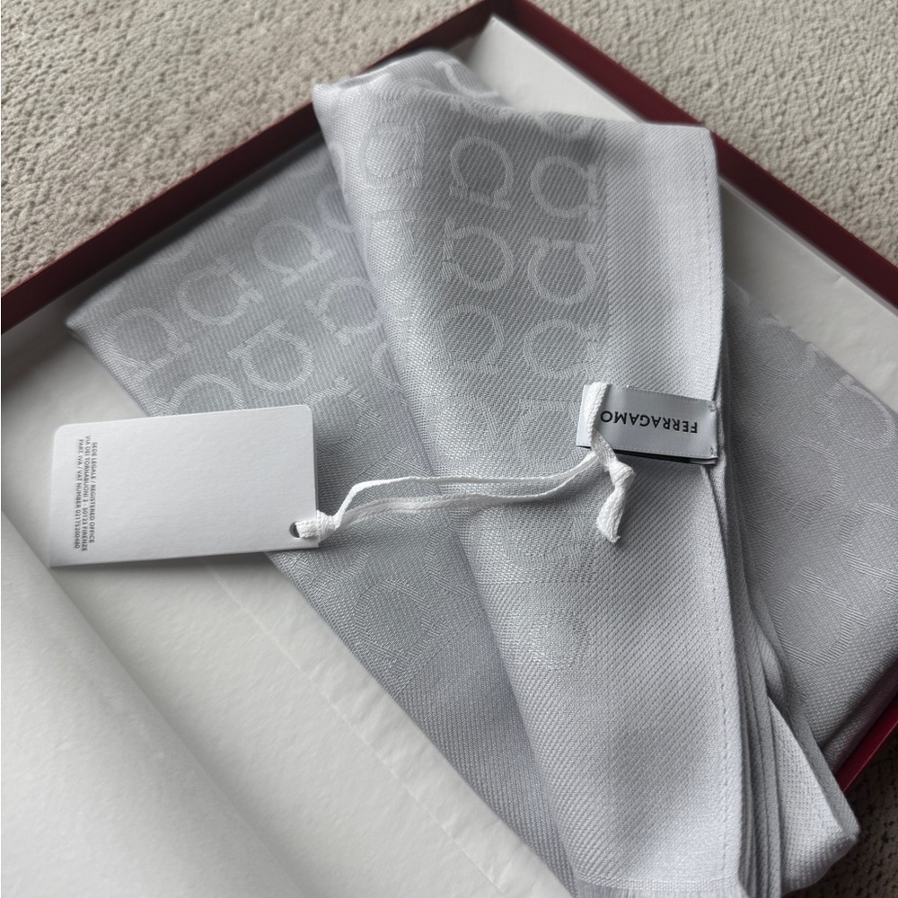 NEW! Salvatore Ferragamo Silver/Cloud Scarf
